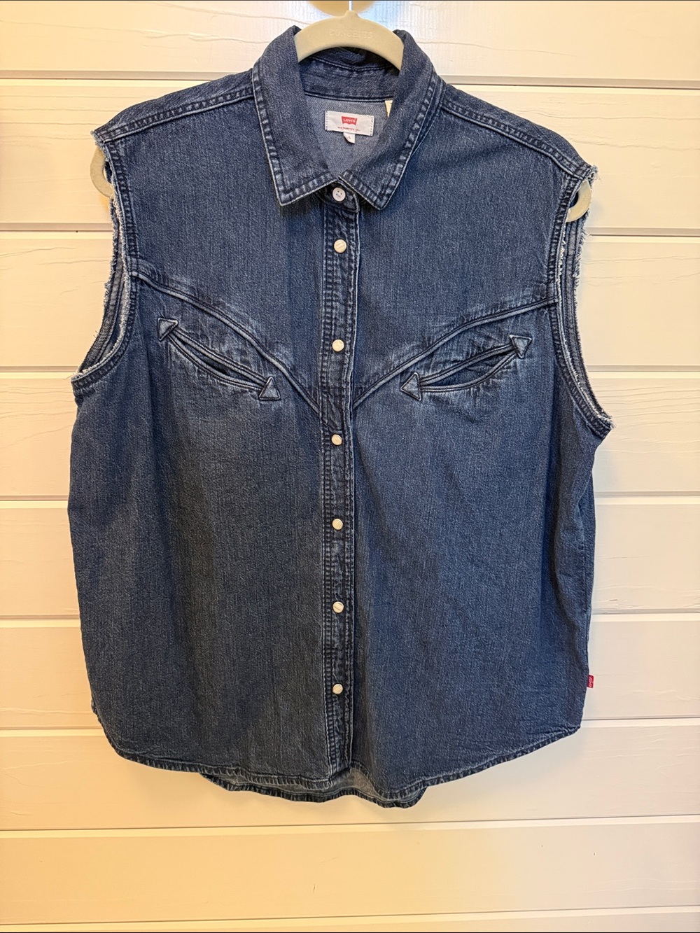 Levi's Western Style Arrow Detail Sleeveless Denim Button-Up Shirt